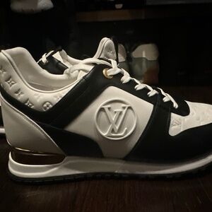 Louis Vuitton Run Away sneaker Brand New/never Worn. Black And White Leather